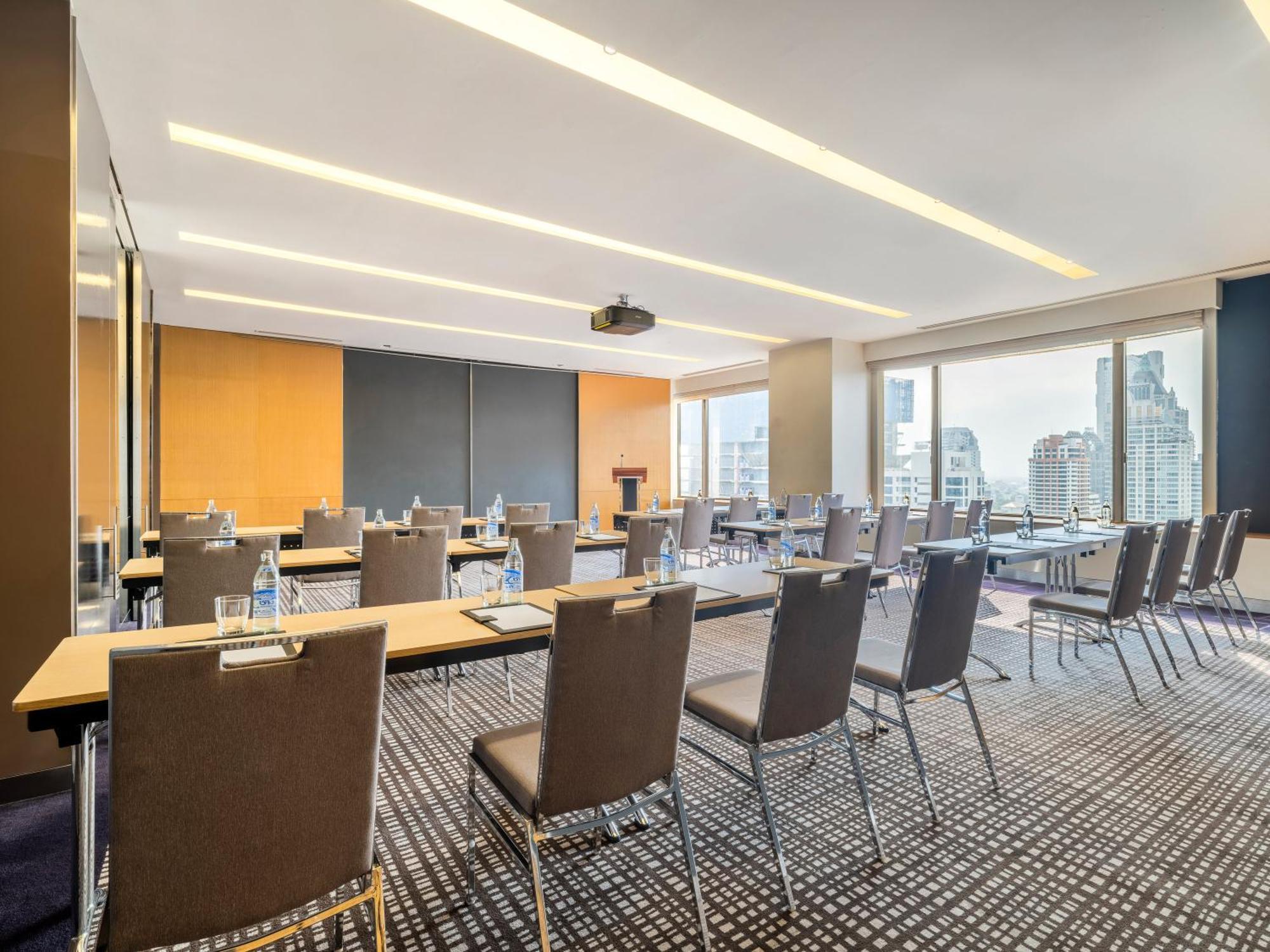 酒店 Crowne Plaza Lumpini Park By Ihg 5*