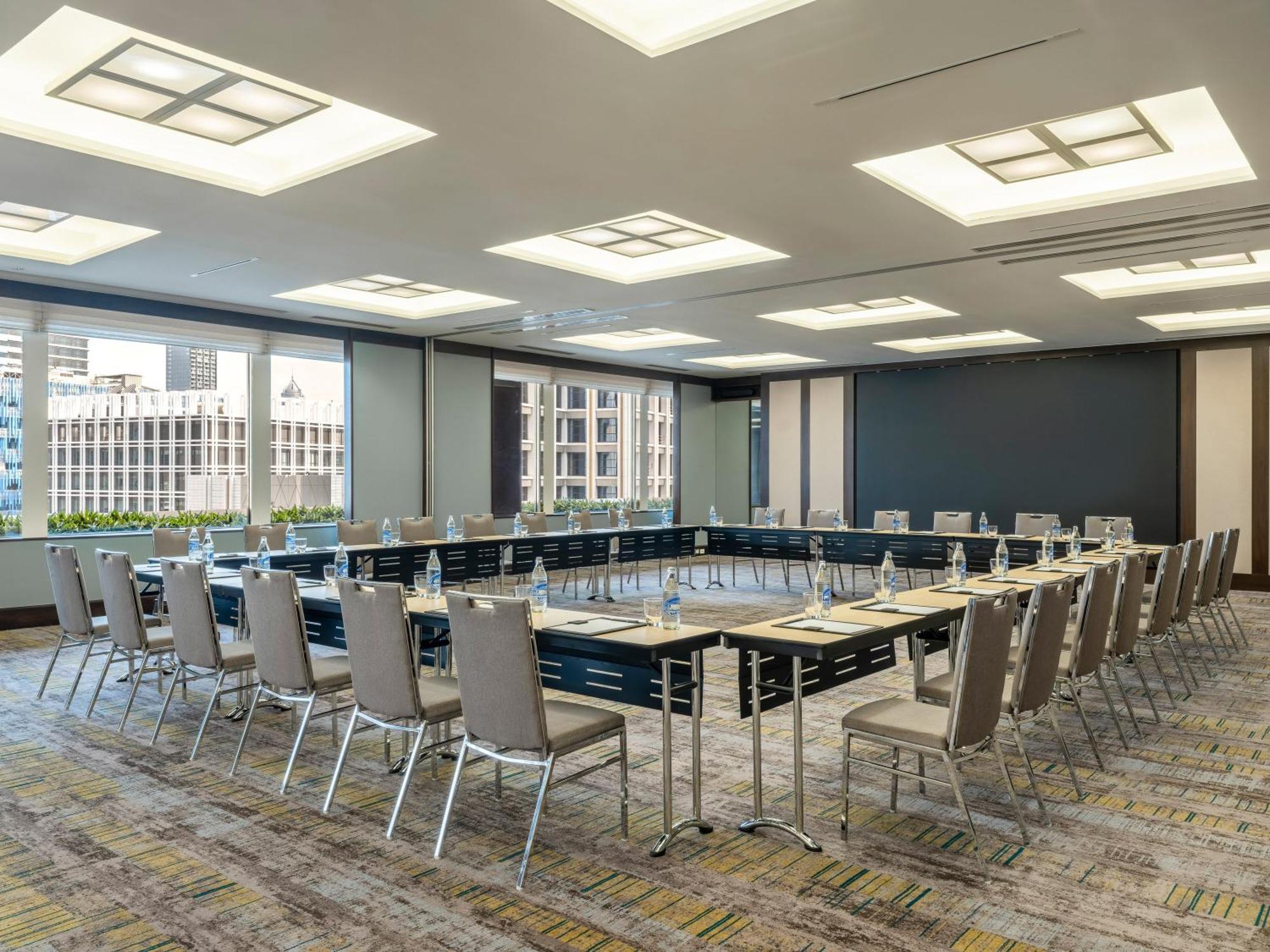 Crowne Plaza Lumpini Park By Ihg 酒店 曼谷