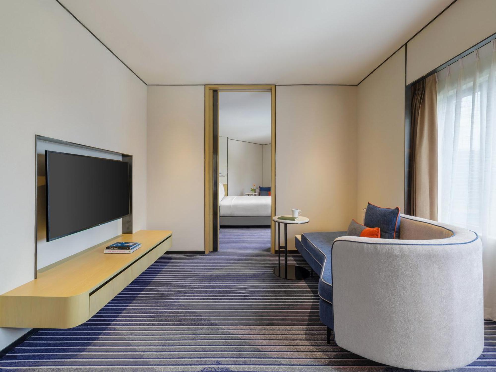 Crowne Plaza Lumpini Park By Ihg 5* 曼谷
