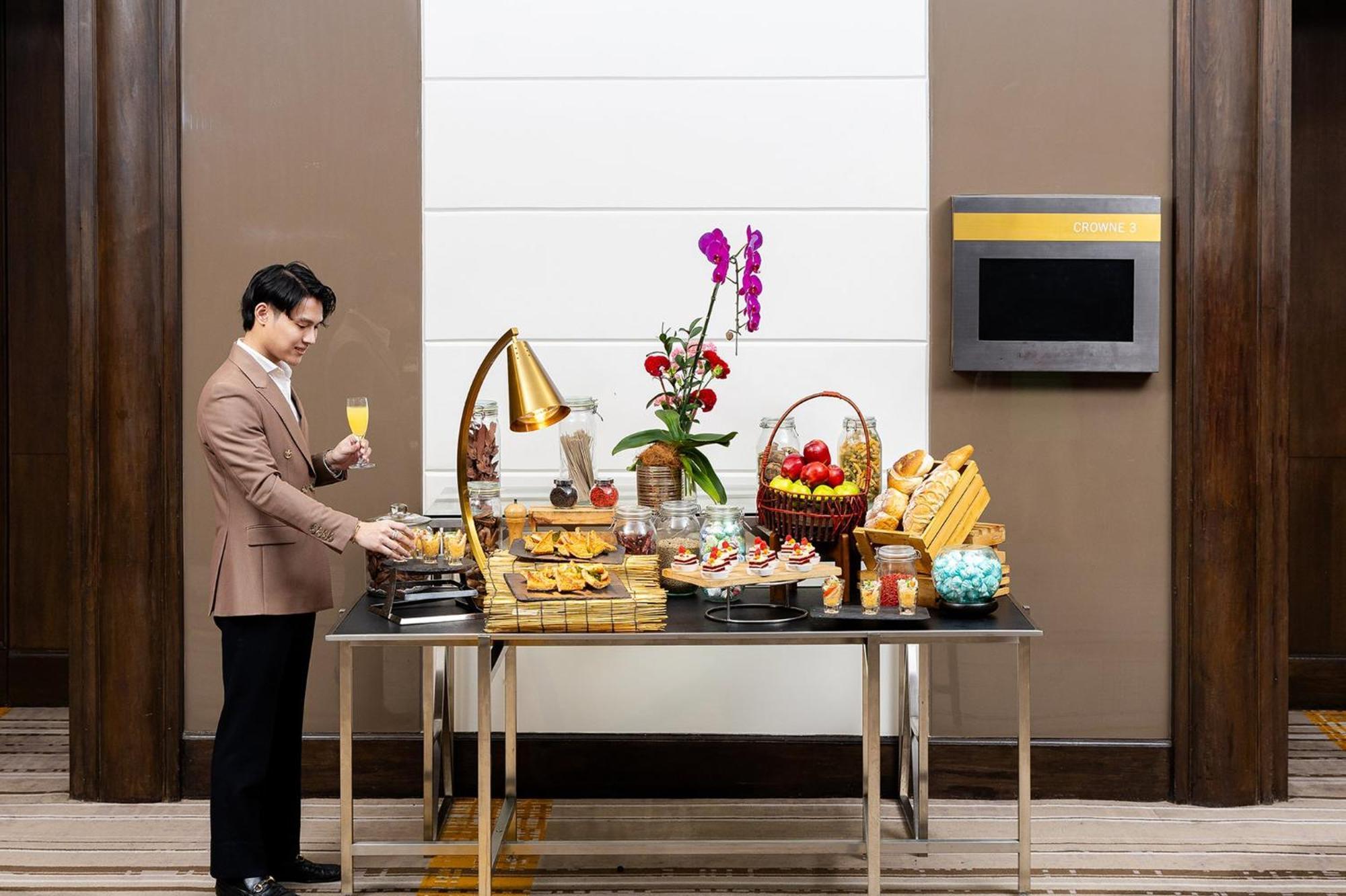 Crowne Plaza Lumpini Park By Ihg 5* 曼谷